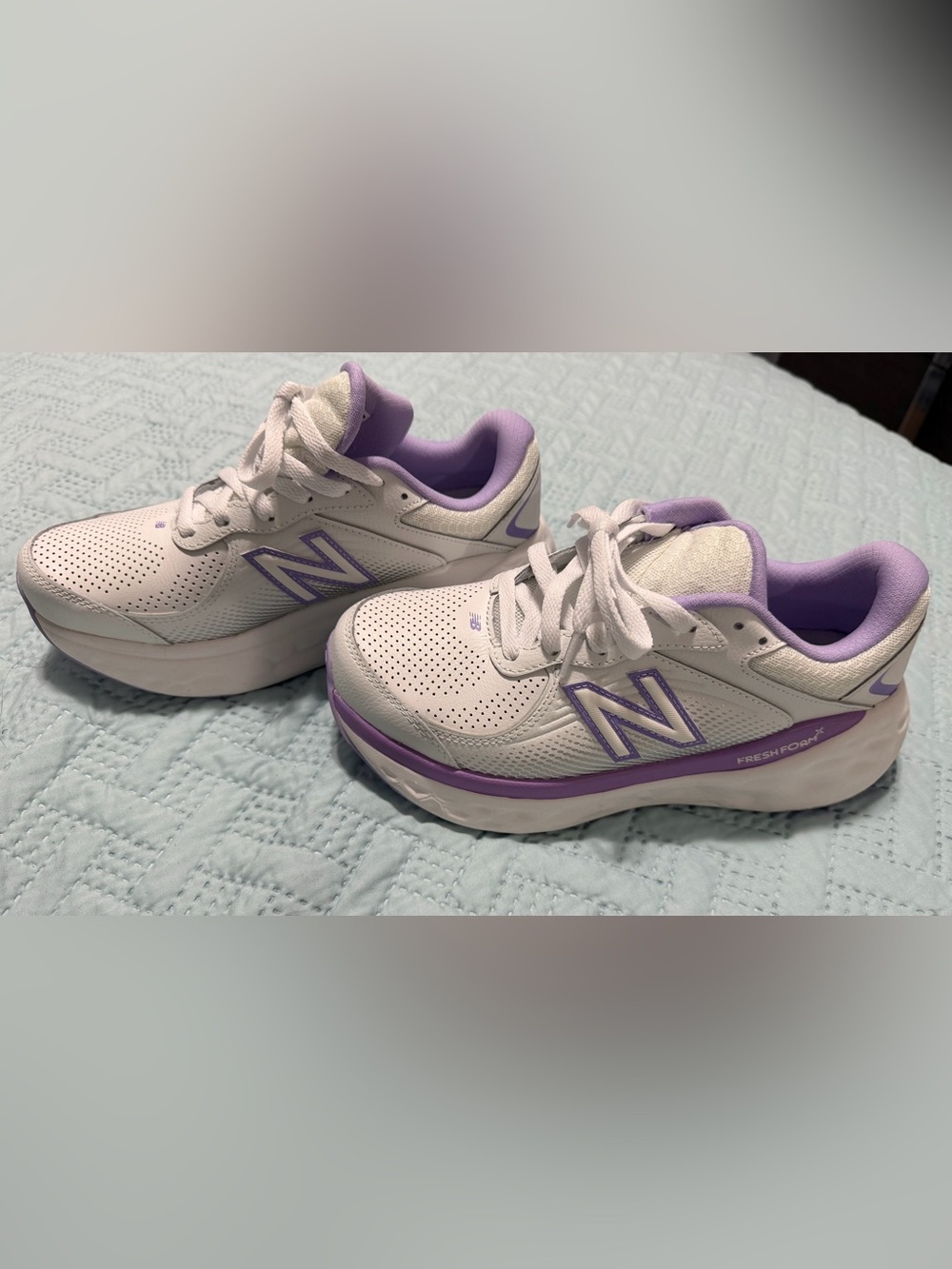 New Balance White & Lavender Women's Sneakers